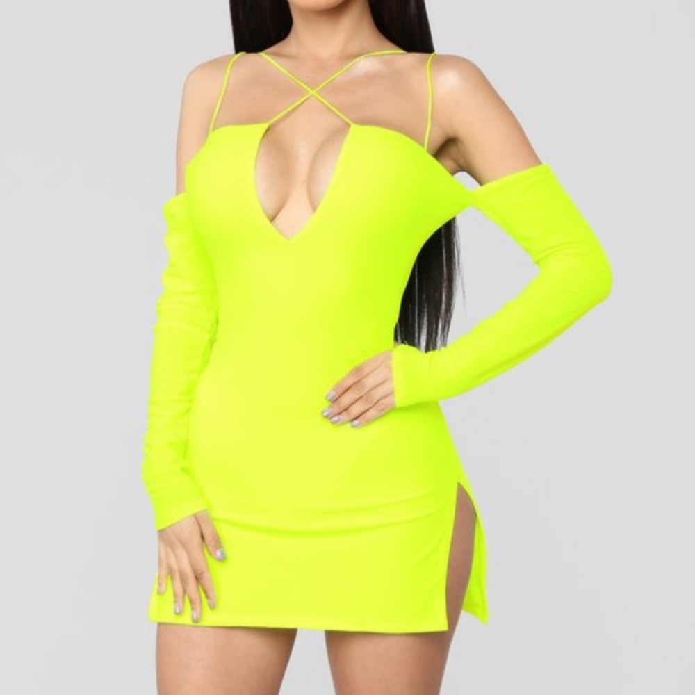 Neon yellow dress, camera throws off color